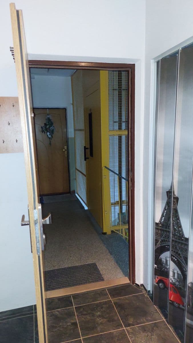 3 bedroom flat to rent, 65 m², Pod Hůrkou, Klatovy, Plzeňský Region 3 bedroom flat to rent, 65 m², Pod Hůrkou, Klatovy, Plzeňský Region