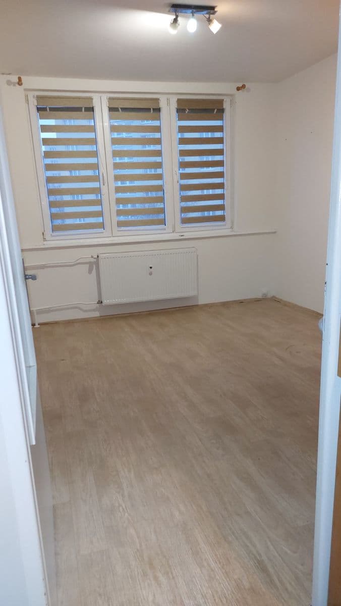 3 bedroom flat to rent, 65 m², Pod Hůrkou, Klatovy, Plzeňský Region 3 bedroom flat to rent, 65 m², Pod Hůrkou, Klatovy, Plzeňský Region