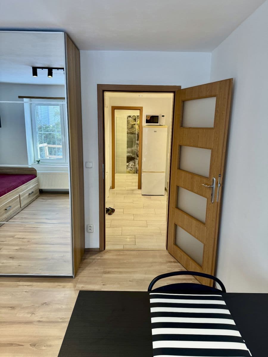 Studio flat to rent, 30 m², Hajní, Prague, Prague Studio flat to rent, 30 m², Hajní, Prague, Prague