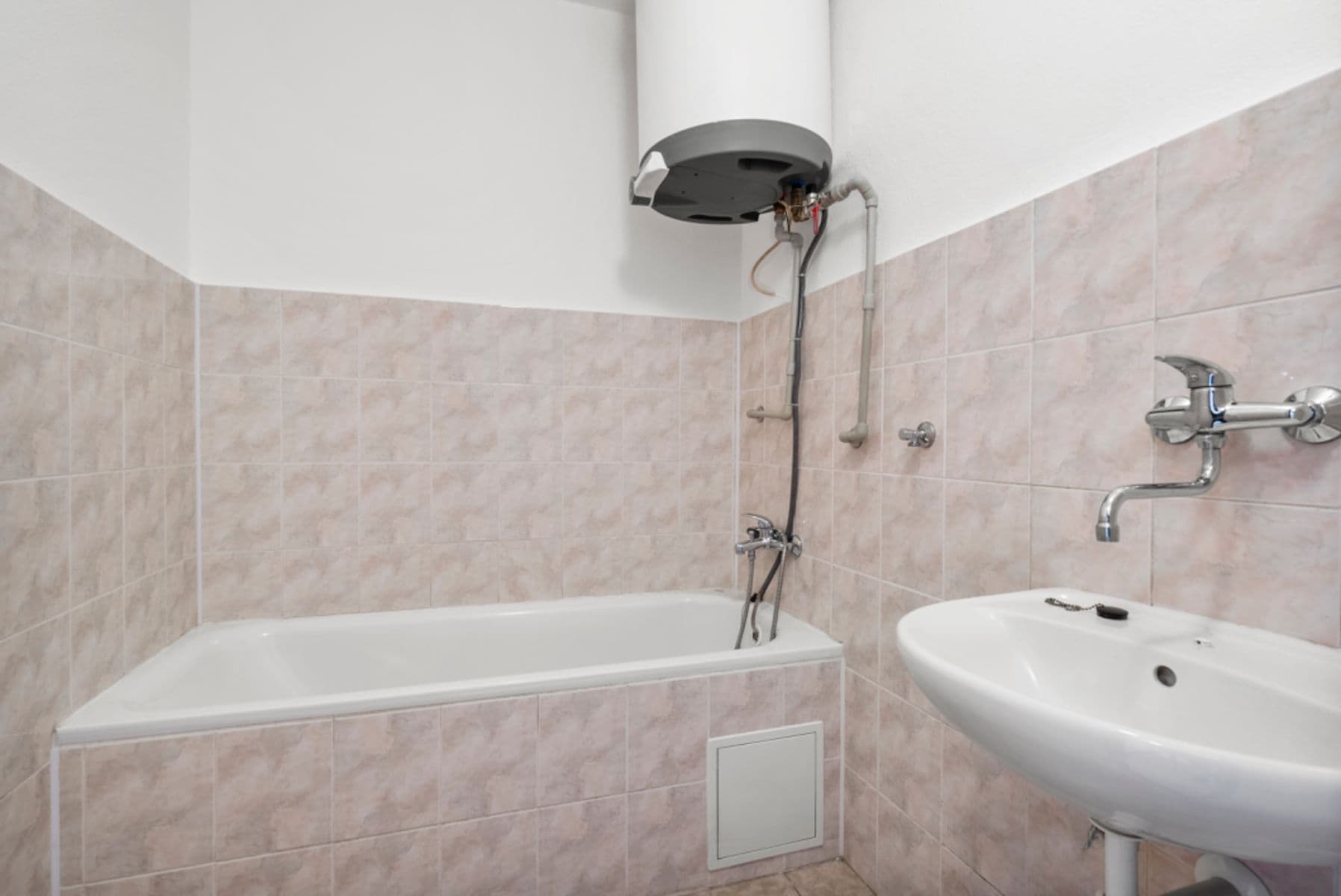 3 bedroom flat for sale, 75 m², Jedlová, Pardubický Region 3 bedroom flat for sale, 75 m², Jedlová, Pardubický Region