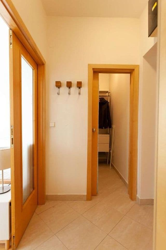 Studio flat to rent, 30 m², Lukášova, Prague, Prague Studio flat to rent, 30 m², Lukášova, Prague, Prague