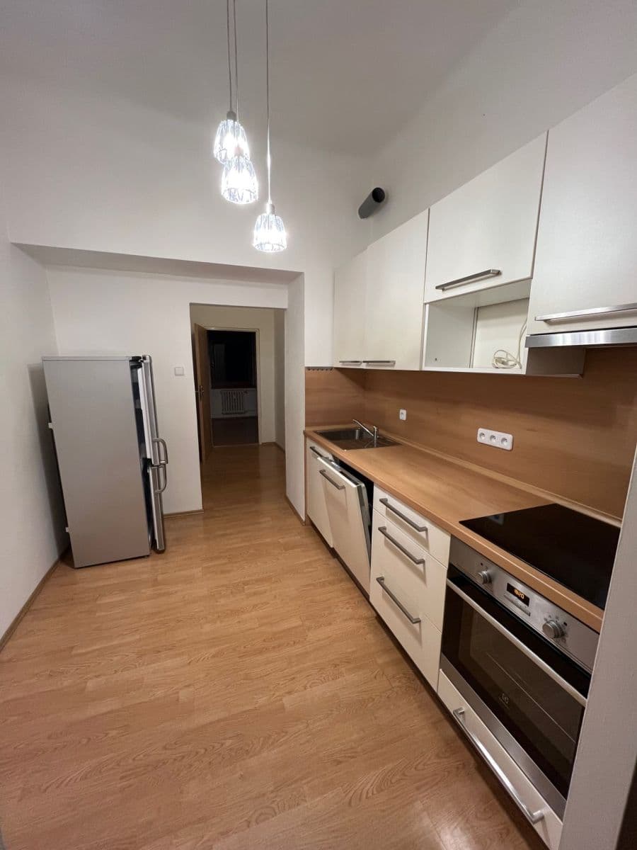 2 bedroom flat to rent, 64 m², Antonínská, Brno, Jihomoravský Region 2 bedroom flat to rent, 64 m², Antonínská, Brno, Jihomoravský Region