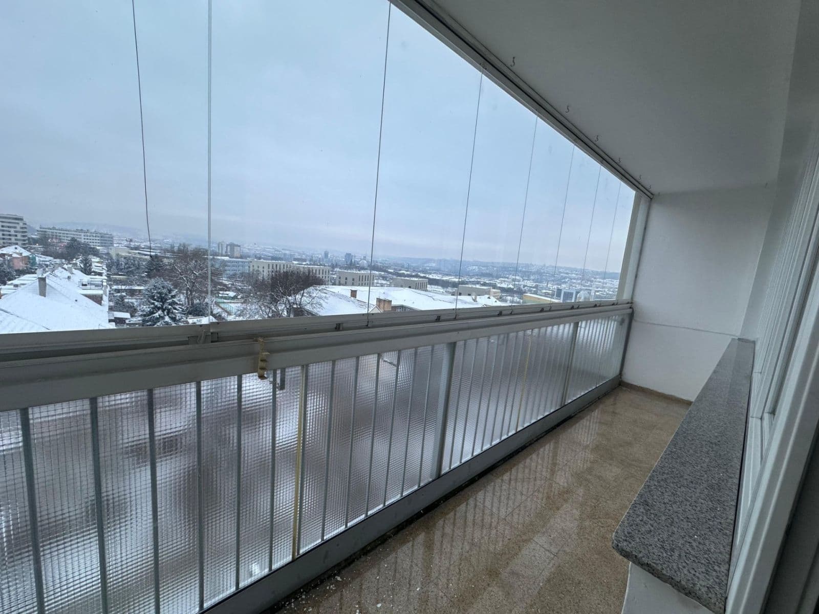 3 bedroom flat to rent, 87 m², Odlehlá, Prague, Prague 3 bedroom flat to rent, 87 m², Odlehlá, Prague, Prague