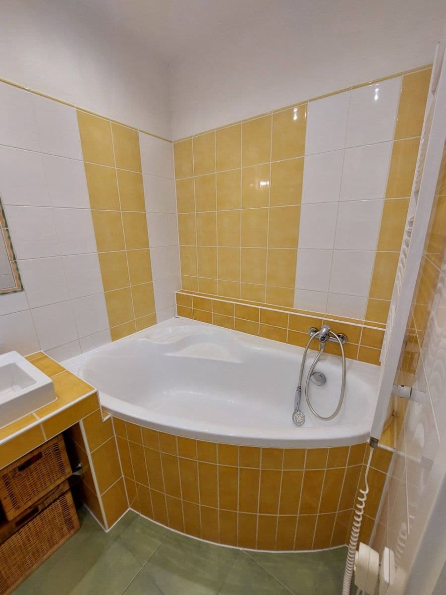 5 bedroom flat for sale, 93 m², Zimmlerova, Ostrava, Moravskoslezský Region 5 bedroom flat for sale, 93 m², Zimmlerova, Ostrava, Moravskoslezský Region