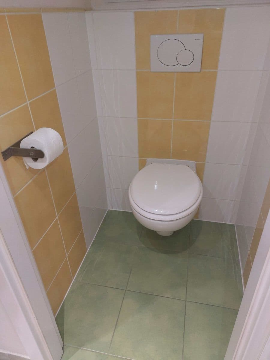 5 bedroom flat for sale, 93 m², Zimmlerova, Ostrava, Moravskoslezský Region 5 bedroom flat for sale, 93 m², Zimmlerova, Ostrava, Moravskoslezský Region