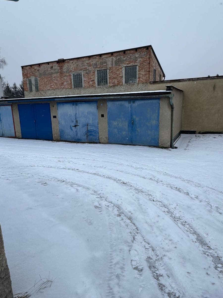 garage to rent, 17 m², Bulharská, Brno, Jihomoravský Region garage to rent, 17 m², Bulharská, Brno, Jihomoravský Region