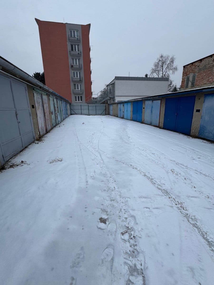 garage to rent, 17 m², Bulharská, Brno, Jihomoravský Region garage to rent, 17 m², Bulharská, Brno, Jihomoravský Region