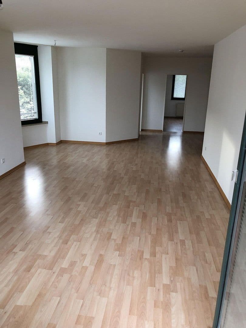 3 bedroom flat for sale, 85 m², Anna-Seghers-Str. 8, Monheim am Rhein, North Rhine-Westphalia 3 bedroom flat for sale, 85 m², Anna-Seghers-Str. 8, Monheim am Rhein, North Rhine-Westphalia
