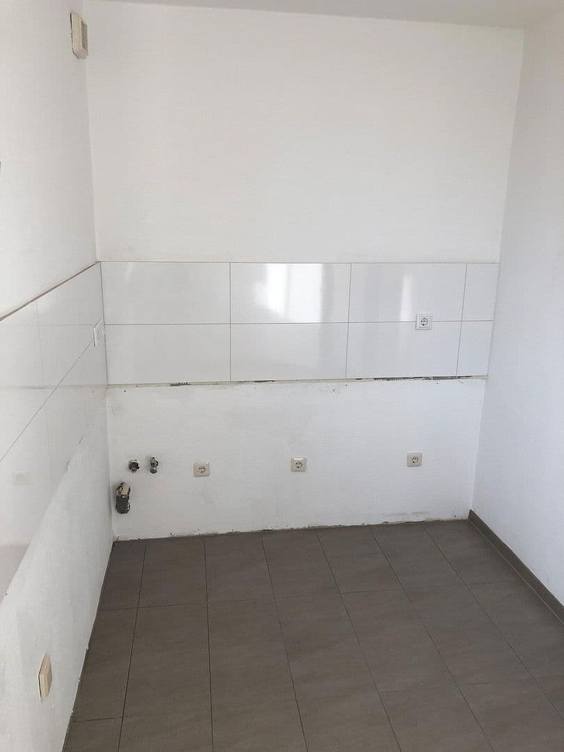 3 bedroom flat for sale, 85 m², Anna-Seghers-Str. 8, Monheim am Rhein, North Rhine-Westphalia 3 bedroom flat for sale, 85 m², Anna-Seghers-Str. 8, Monheim am Rhein, North Rhine-Westphalia