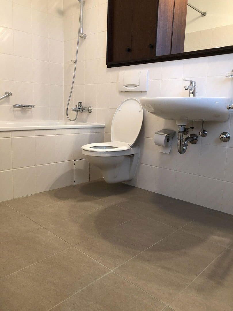 3 bedroom flat for sale, 85 m², Anna-Seghers-Str. 8, Monheim am Rhein, North Rhine-Westphalia 3 bedroom flat for sale, 85 m², Anna-Seghers-Str. 8, Monheim am Rhein, North Rhine-Westphalia