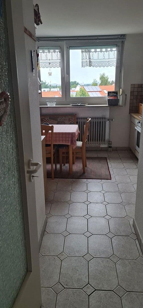 3 bedroom flat to rent, 85 m², Zirndorfer Straße 5, Oberasbach, Bavaria 3 bedroom flat to rent, 85 m², Zirndorfer Straße 5, Oberasbach, Bavaria