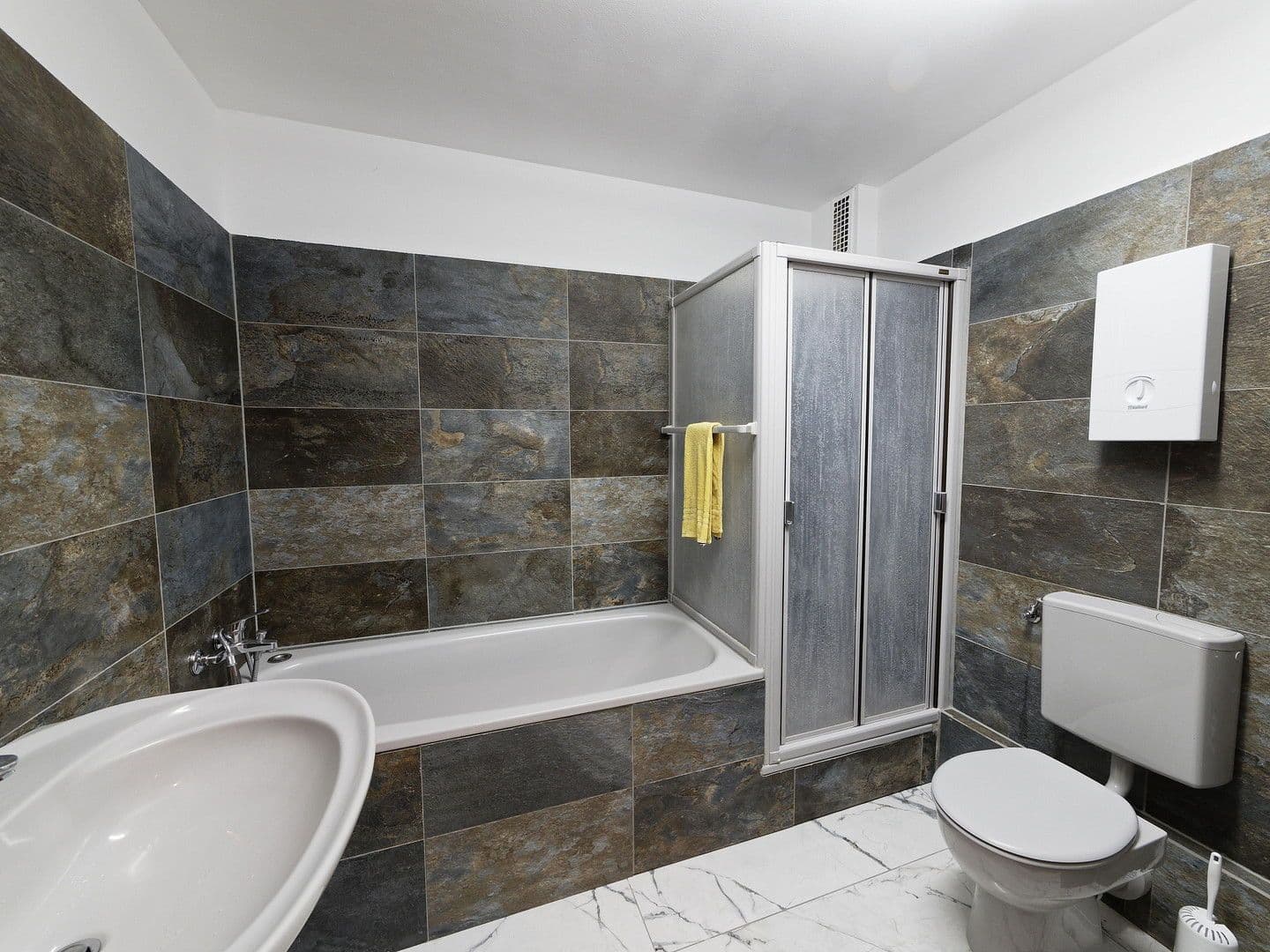 3 bedroom flat to rent, 87 m², Köln, North Rhine-Westphalia 3 bedroom flat to rent, 87 m², Köln, North Rhine-Westphalia