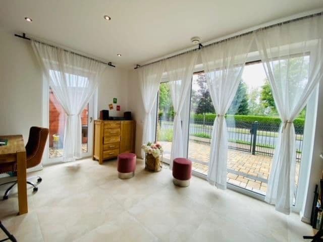 house for sale, 291 m², Kurt-Tucholsky-Straße 41, Hohen Neuendorf, Brandenburg house for sale, 291 m², Kurt-Tucholsky-Straße 41, Hohen Neuendorf, Brandenburg