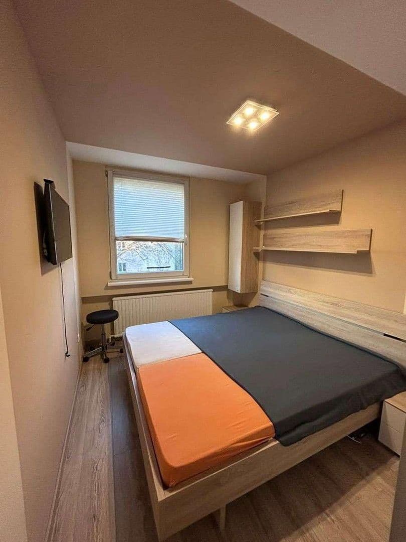 3 bedroom flat to rent, 64 m², Osterfelder Str. 43, Bottrop, North Rhine-Westphalia 3 bedroom flat to rent, 64 m², Osterfelder Str. 43, Bottrop, North Rhine-Westphalia