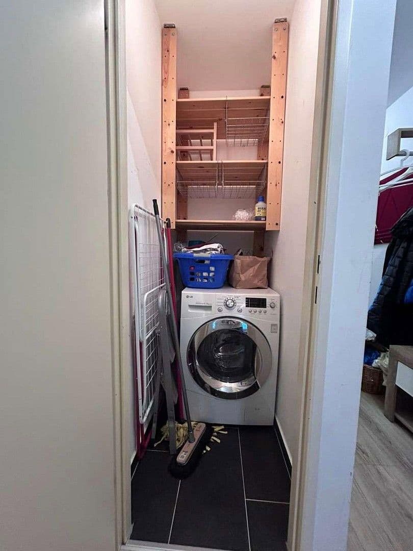 3 bedroom flat to rent, 64 m², Osterfelder Str. 43, Bottrop, North Rhine-Westphalia 3 bedroom flat to rent, 64 m², Osterfelder Str. 43, Bottrop, North Rhine-Westphalia