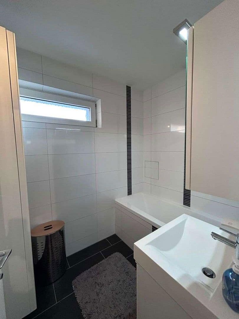 3 bedroom flat to rent, 64 m², Osterfelder Str. 43, Bottrop, North Rhine-Westphalia 3 bedroom flat to rent, 64 m², Osterfelder Str. 43, Bottrop, North Rhine-Westphalia