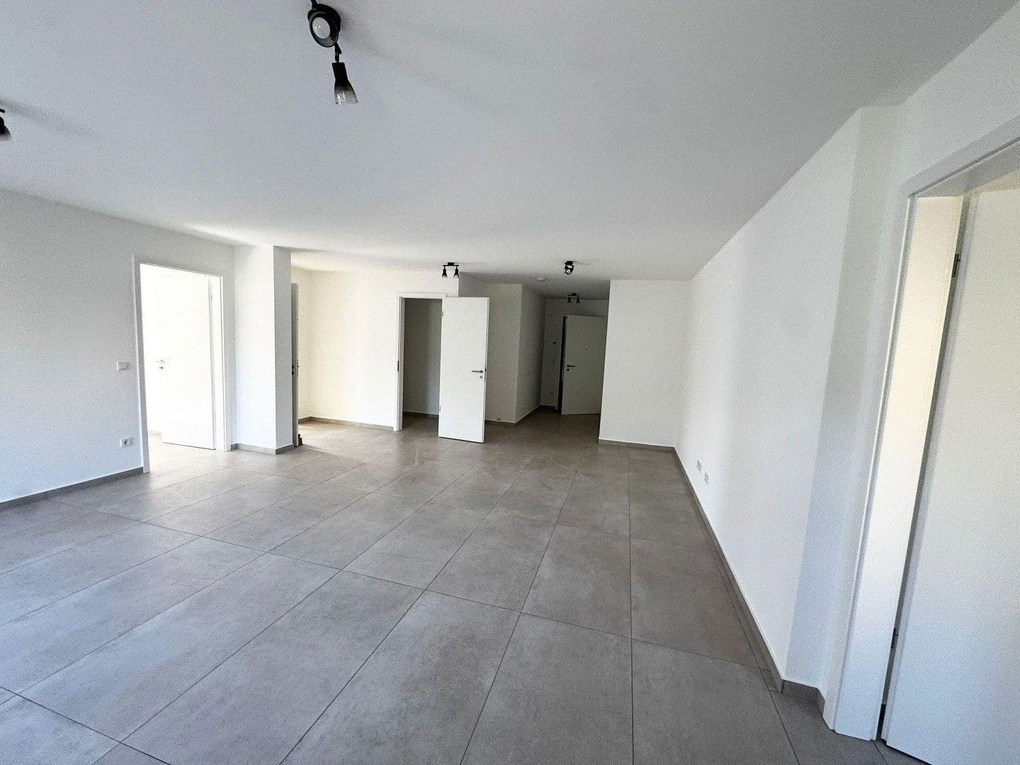 3 bedroom flat to rent, 86 m², Waldbröl, North Rhine-Westphalia 3 bedroom flat to rent, 86 m², Waldbröl, North Rhine-Westphalia