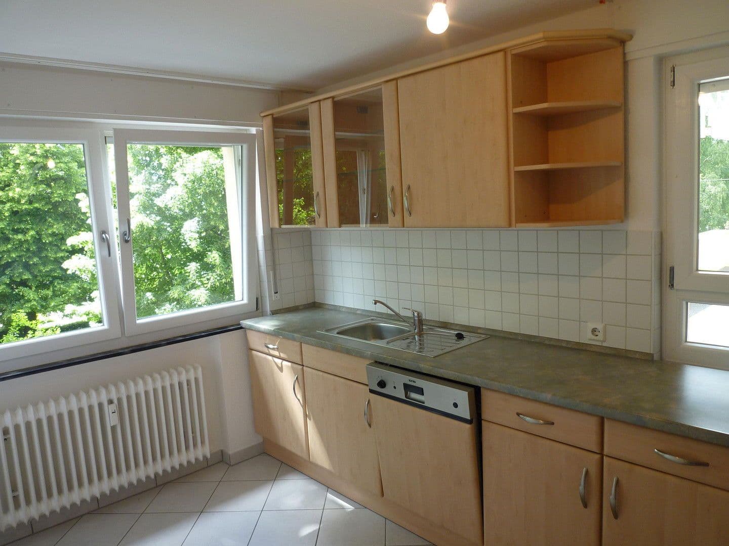 2 bedroom with open-plan kitchen flat to rent, 100 m², Am Wiesengrund 4, Straubenhardt, Baden-Württemberg 2 bedroom with open-plan kitchen flat to rent, 100 m², Am Wiesengrund 4, Straubenhardt, Baden-Württemberg