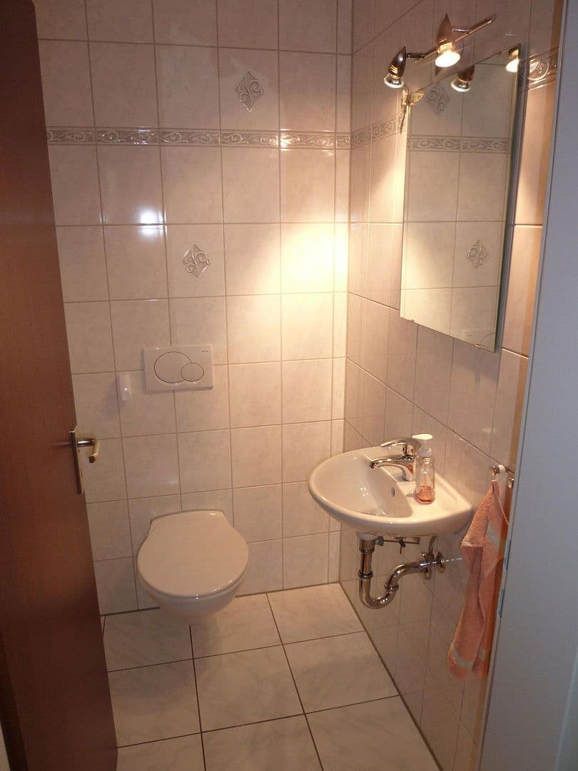 2 bedroom with open-plan kitchen flat to rent, 100 m², Am Wiesengrund 4, Straubenhardt, Baden-Württemberg 2 bedroom with open-plan kitchen flat to rent, 100 m², Am Wiesengrund 4, Straubenhardt, Baden-Württemberg