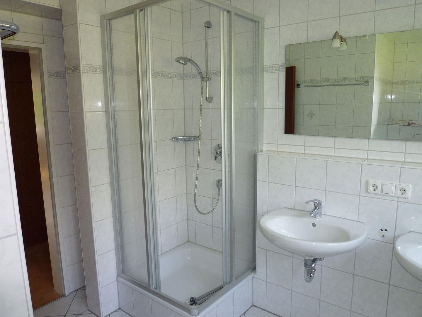 2 bedroom with open-plan kitchen flat to rent, 100 m², Am Wiesengrund 4, Straubenhardt, Baden-Württemberg 2 bedroom with open-plan kitchen flat to rent, 100 m², Am Wiesengrund 4, Straubenhardt, Baden-Württemberg