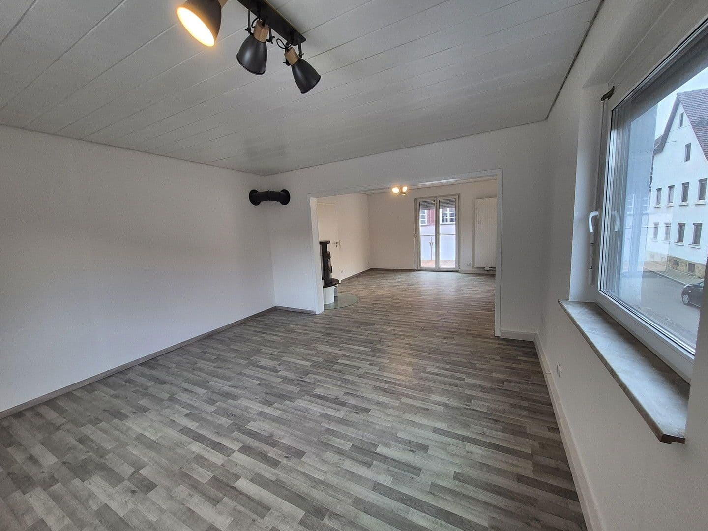 4 bedroom with open-plan kitchen flat to rent, 137 m², Schönaich, Baden-Württemberg 4 bedroom with open-plan kitchen flat to rent, 137 m², Schönaich, Baden-Württemberg