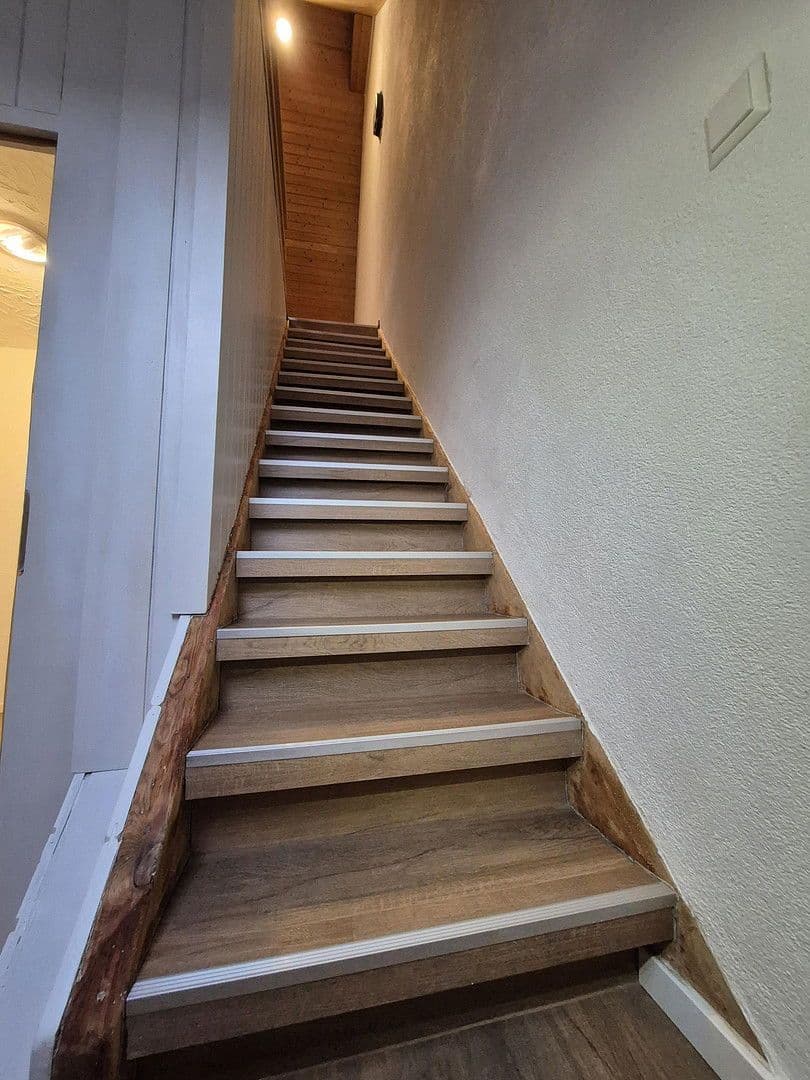 4 bedroom with open-plan kitchen flat to rent, 137 m², Schönaich, Baden-Württemberg 4 bedroom with open-plan kitchen flat to rent, 137 m², Schönaich, Baden-Württemberg