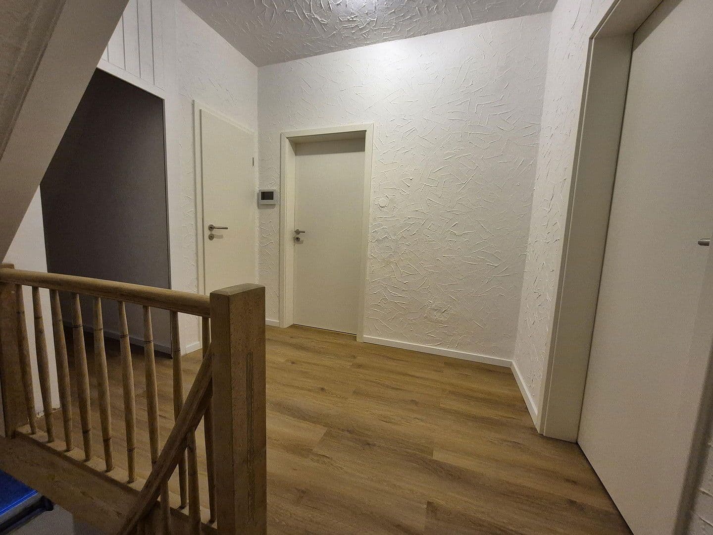 4 bedroom with open-plan kitchen flat to rent, 137 m², Schönaich, Baden-Württemberg 4 bedroom with open-plan kitchen flat to rent, 137 m², Schönaich, Baden-Württemberg