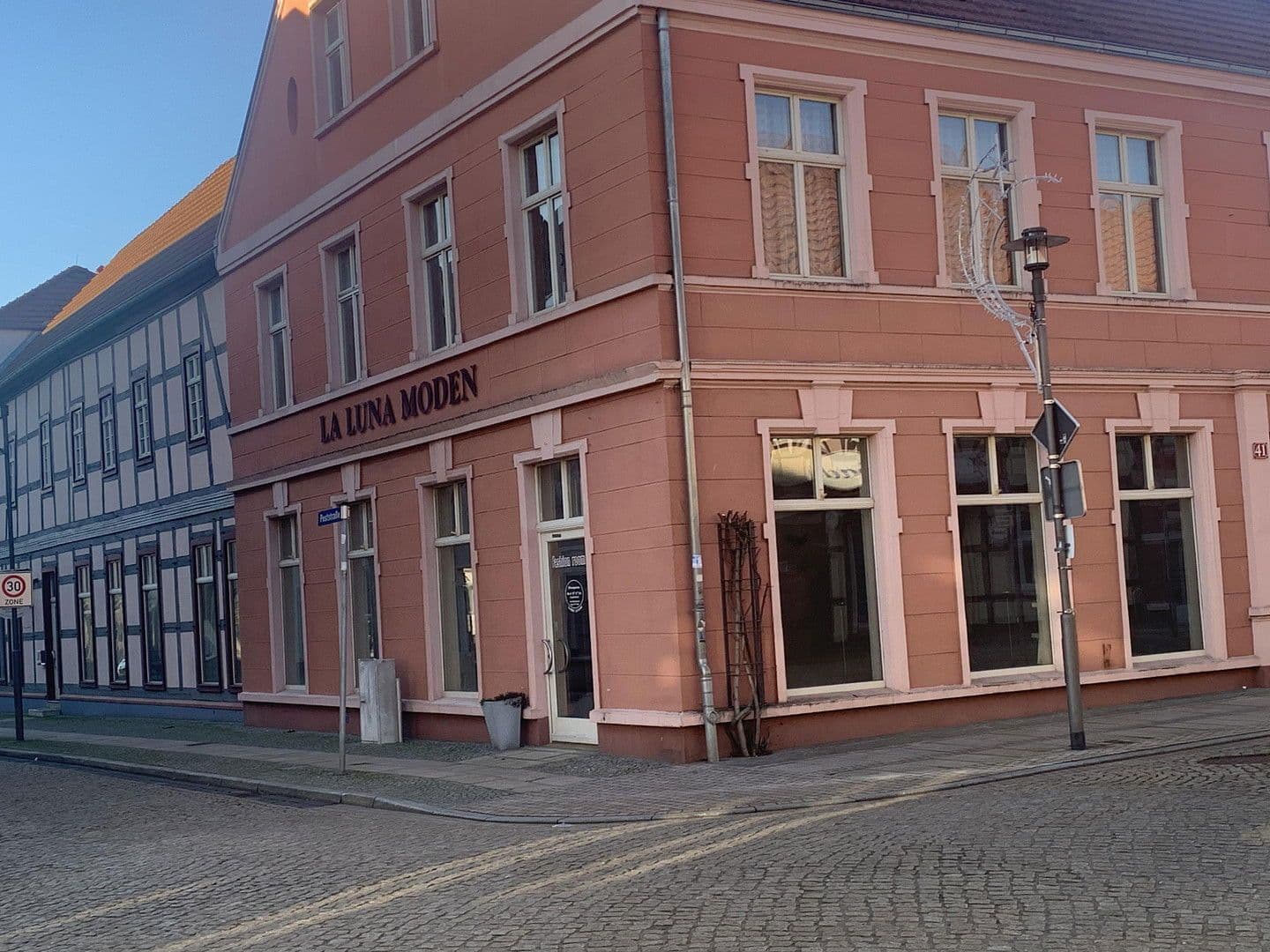 non-residential property for sale, 414 m², Breite Str. 41, Osterburg, Saxony-Anhalt non-residential property for sale, 414 m², Breite Str. 41, Osterburg, Saxony-Anhalt