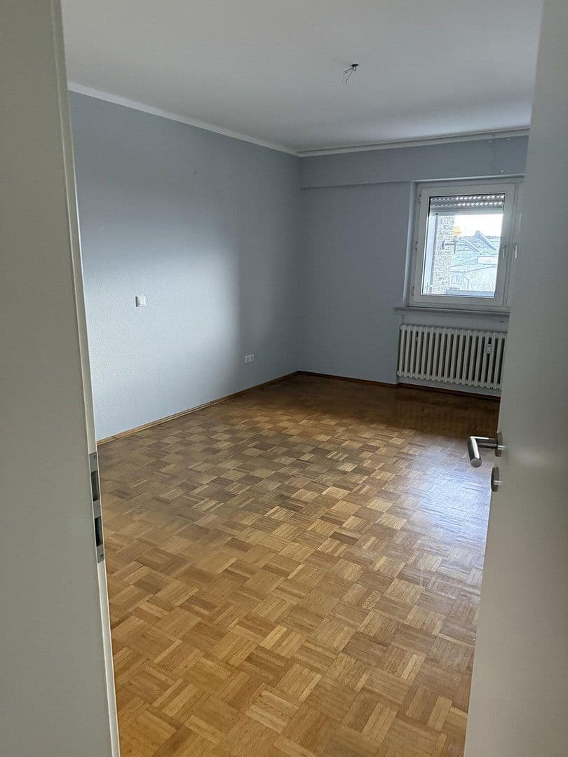 2 bedroom with open-plan kitchen flat to rent, 97 m², Oberhausen, North Rhine-Westphalia 2 bedroom with open-plan kitchen flat to rent, 97 m², Oberhausen, North Rhine-Westphalia