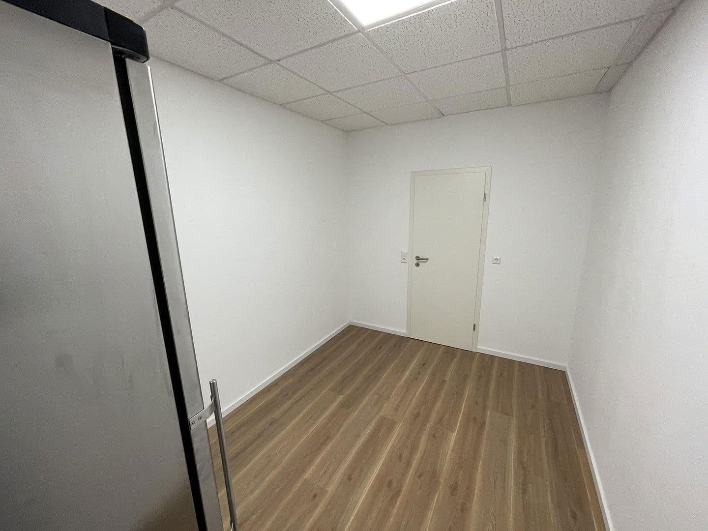 office to rent, 480 m², Max-Eyth-Str.23, Ditzingen, Baden-Württemberg office to rent, 480 m², Max-Eyth-Str.23, Ditzingen, Baden-Württemberg