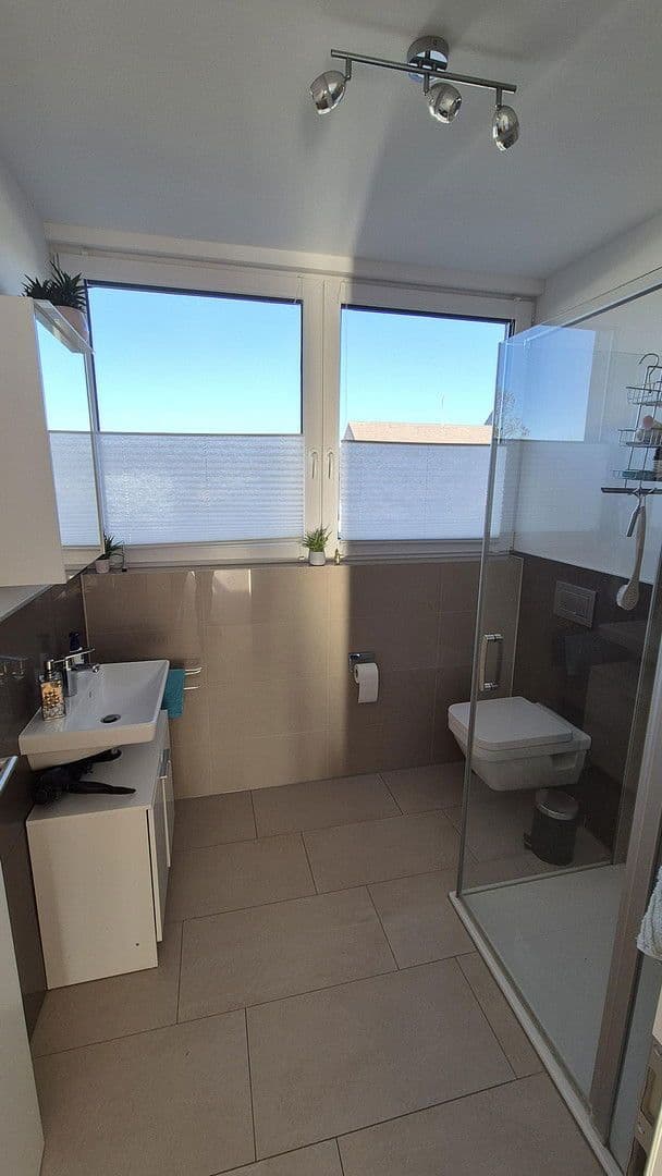 4 bedroom flat to rent, 160 m², Frankfurt, Hesse 4 bedroom flat to rent, 160 m², Frankfurt, Hesse