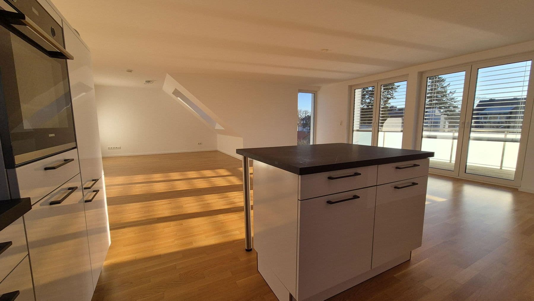 4 bedroom flat to rent, 160 m², Frankfurt, Hesse 4 bedroom flat to rent, 160 m², Frankfurt, Hesse