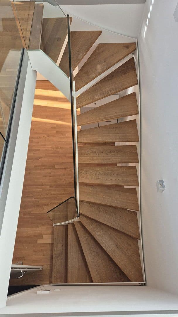 4 bedroom flat to rent, 160 m², Frankfurt, Hesse 4 bedroom flat to rent, 160 m², Frankfurt, Hesse