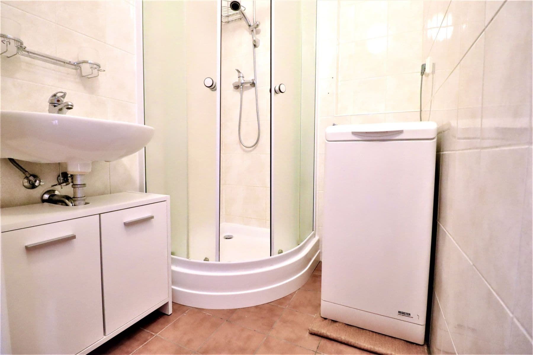 Studio flat to rent, 39 m², Třinecká, Prague, Prague Studio flat to rent, 39 m², Třinecká, Prague, Prague