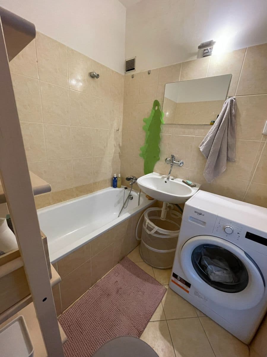 2 bedroom flat to rent, 55 m², Na Kocínce, Prague, Prague 2 bedroom flat to rent, 55 m², Na Kocínce, Prague, Prague