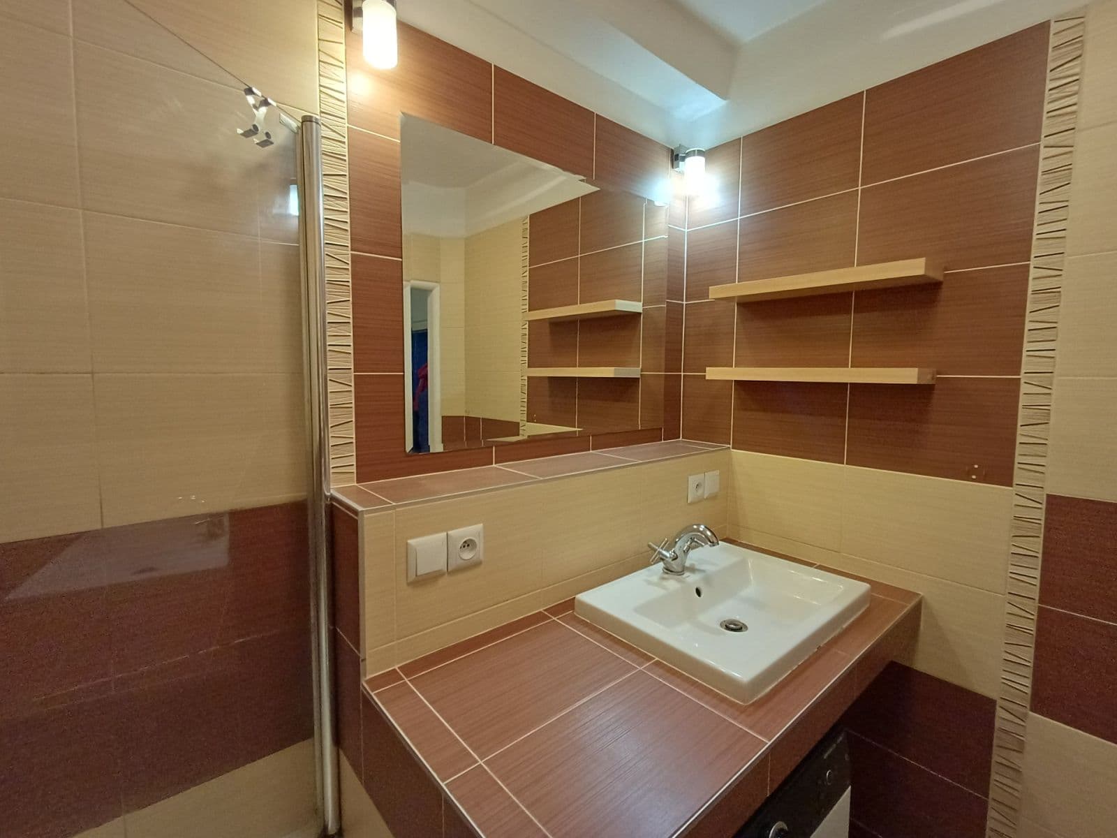 2 bedroom with open-plan kitchen flat for sale, 66 m², Hráského, Benešov, Středočeský Region 2 bedroom with open-plan kitchen flat for sale, 66 m², Hráského, Benešov, Středočeský Region