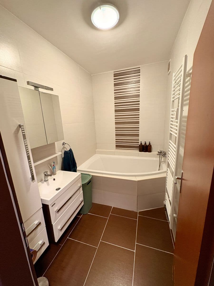 2 bedroom with open-plan kitchen flat for sale, 86 m², Jeronýmova, Liberec, Liberecký Region 2 bedroom with open-plan kitchen flat for sale, 86 m², Jeronýmova, Liberec, Liberecký Region