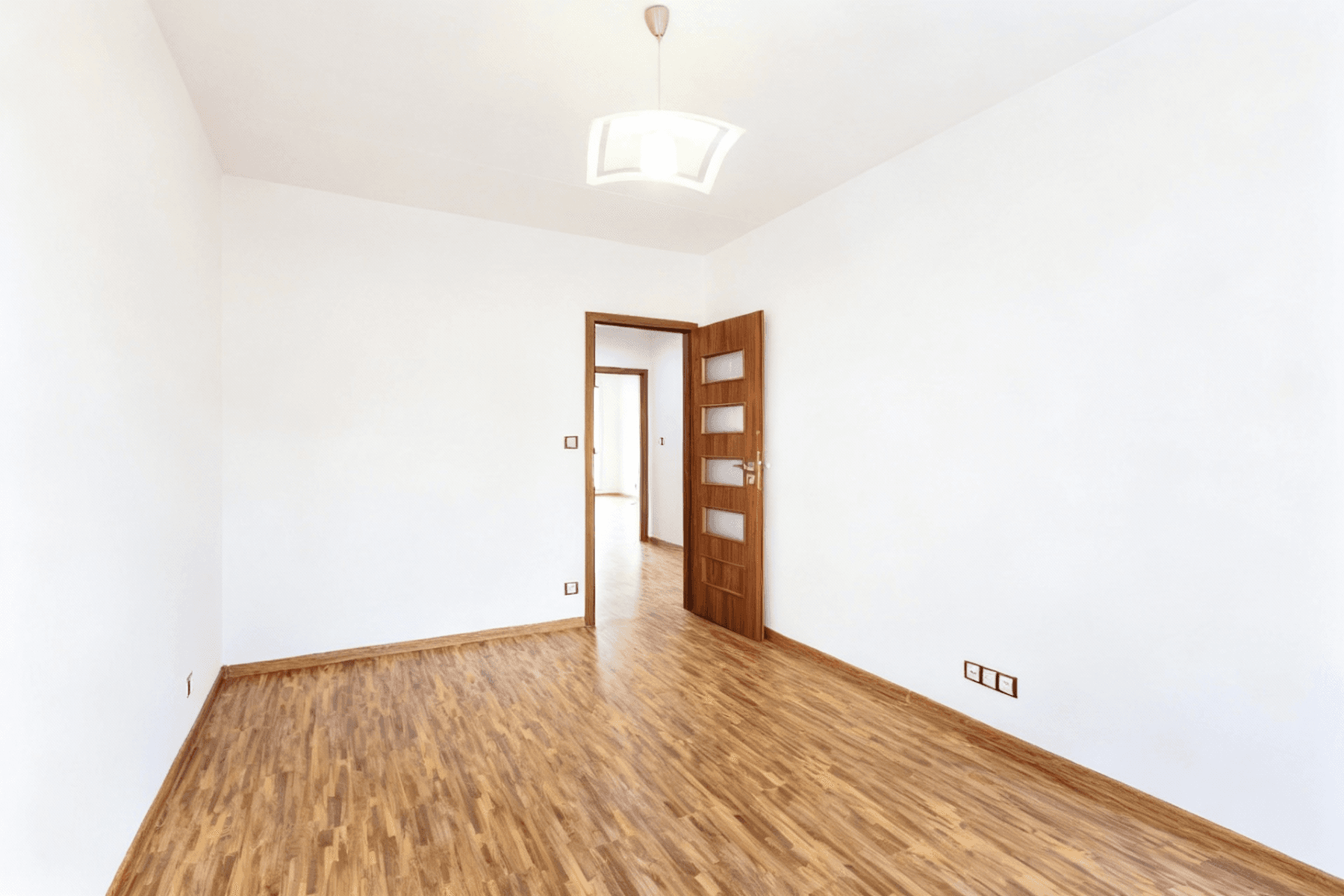 3 bedroom flat to rent, 76 m², Tatarkova, Prague, Prague 3 bedroom flat to rent, 76 m², Tatarkova, Prague, Prague