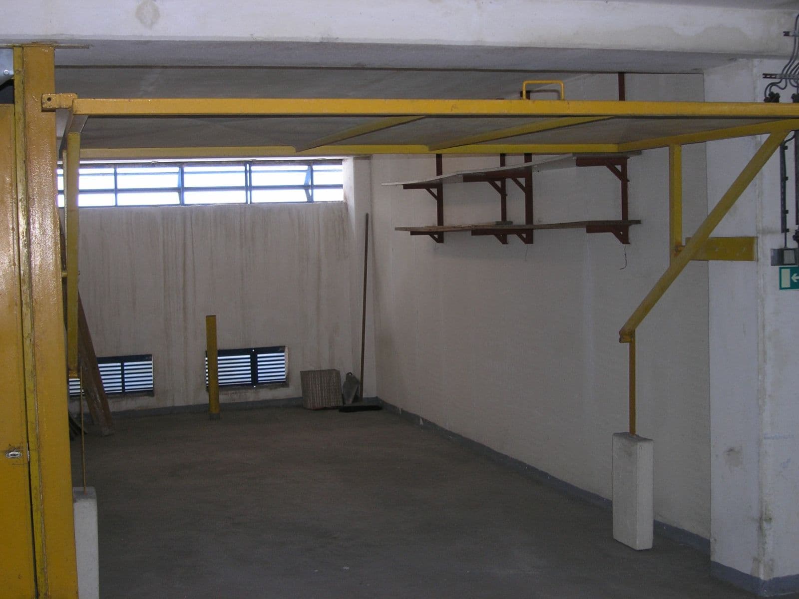 garage to rent, 18 m², Holušická, Prague, Prague garage to rent, 18 m², Holušická, Prague, Prague