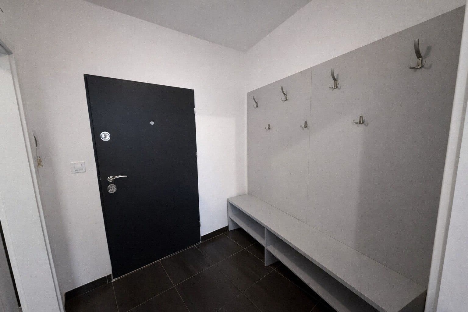 1 bedroom with open-plan kitchen flat to rent, 67 m², Křídlovická, Brno, Jihomoravský Region 1 bedroom with open-plan kitchen flat to rent, 67 m², Křídlovická, Brno, Jihomoravský Region