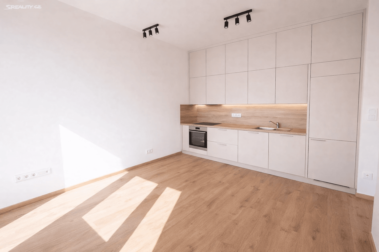 Studio flat to rent, 31 m², Hermanové, Prague, Prague Studio flat to rent, 31 m², Hermanové, Prague, Prague