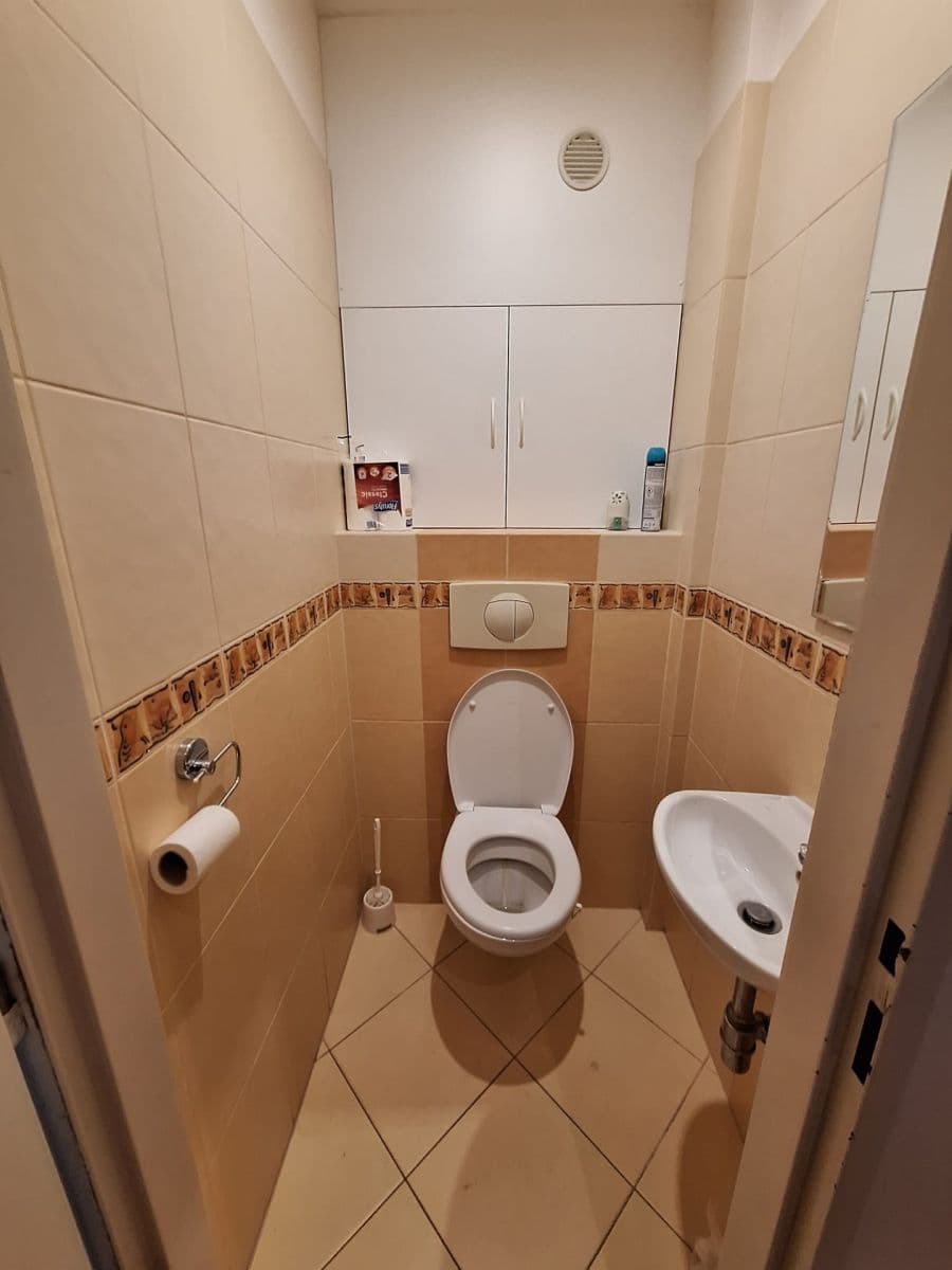 3 bedroom flat to rent, 77 m², Lonkova, Pardubice, Pardubický Region 3 bedroom flat to rent, 77 m², Lonkova, Pardubice, Pardubický Region