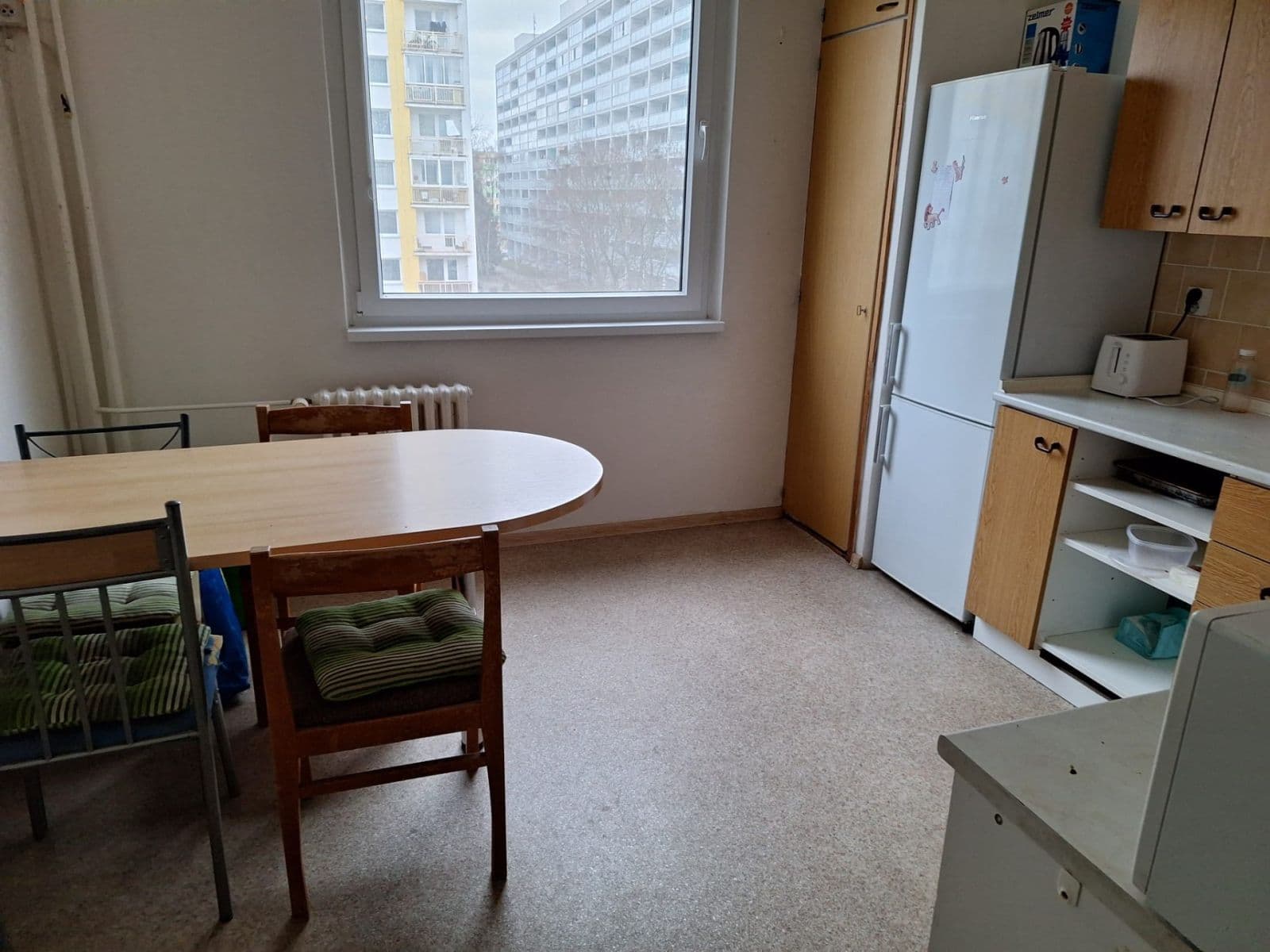 3 bedroom flat to rent, 77 m², Lonkova, Pardubice, Pardubický Region 3 bedroom flat to rent, 77 m², Lonkova, Pardubice, Pardubický Region