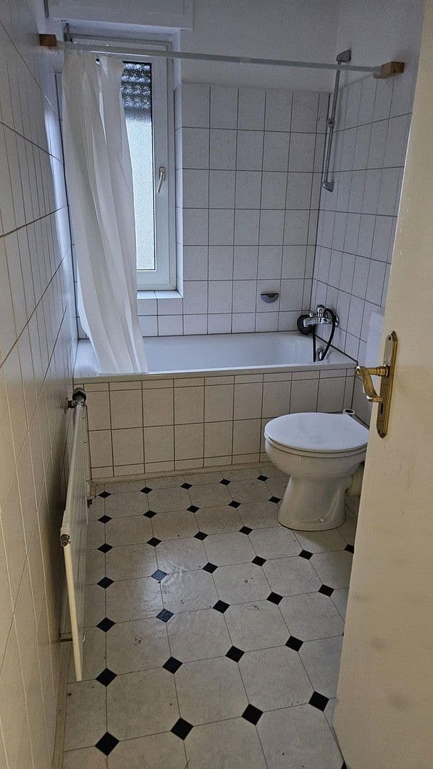 3 bedroom flat to rent, 50 m², Bahnhofstr. 48, Alsdorf, North Rhine-Westphalia 3 bedroom flat to rent, 50 m², Bahnhofstr. 48, Alsdorf, North Rhine-Westphalia