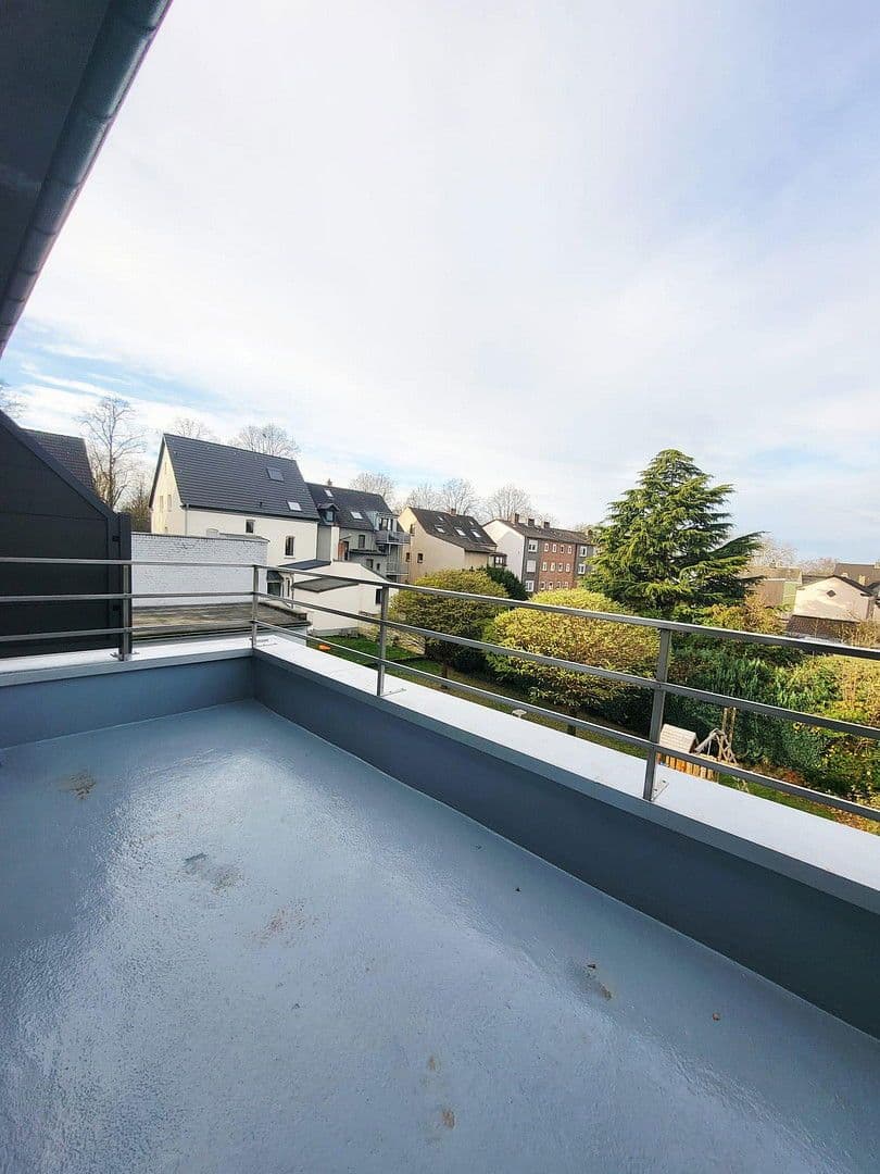 2 bedroom with open-plan kitchen flat for sale, 106 m², Mulheim an der Ruhr, North Rhine-Westphalia 2 bedroom with open-plan kitchen flat for sale, 106 m², Mulheim an der Ruhr, North Rhine-Westphalia