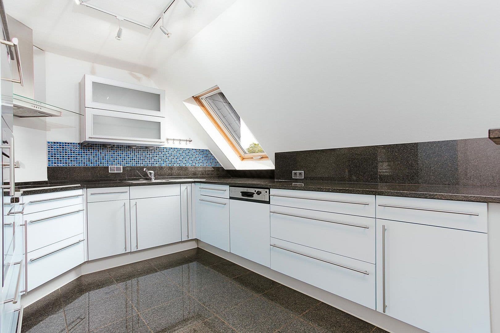 4 bedroom flat for sale, 130 m², Bergheim, North Rhine-Westphalia 4 bedroom flat for sale, 130 m², Bergheim, North Rhine-Westphalia