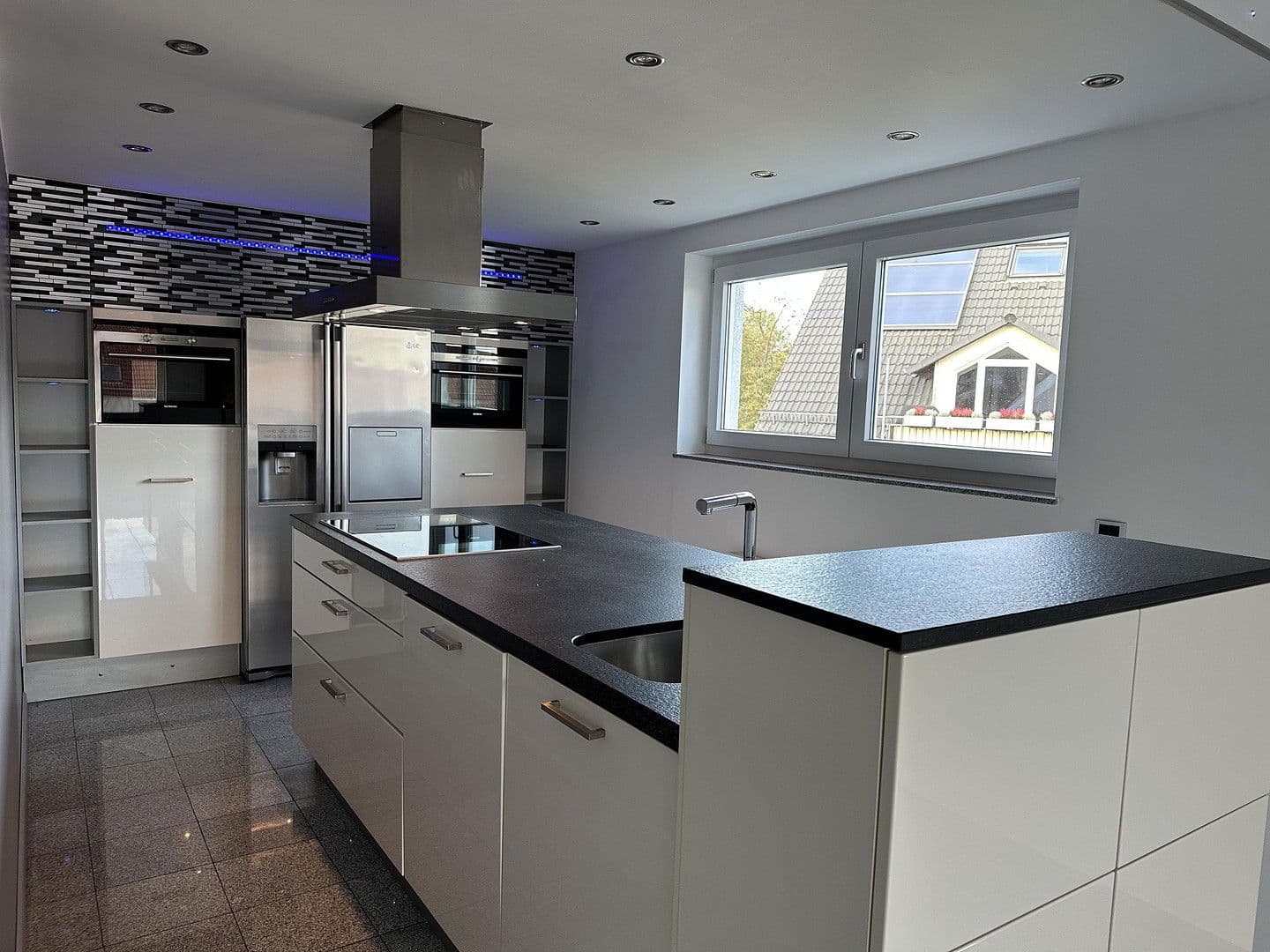 3 bedroom with open-plan kitchen flat for sale, 117 m², Lorsch, Hesse 3 bedroom with open-plan kitchen flat for sale, 117 m², Lorsch, Hesse