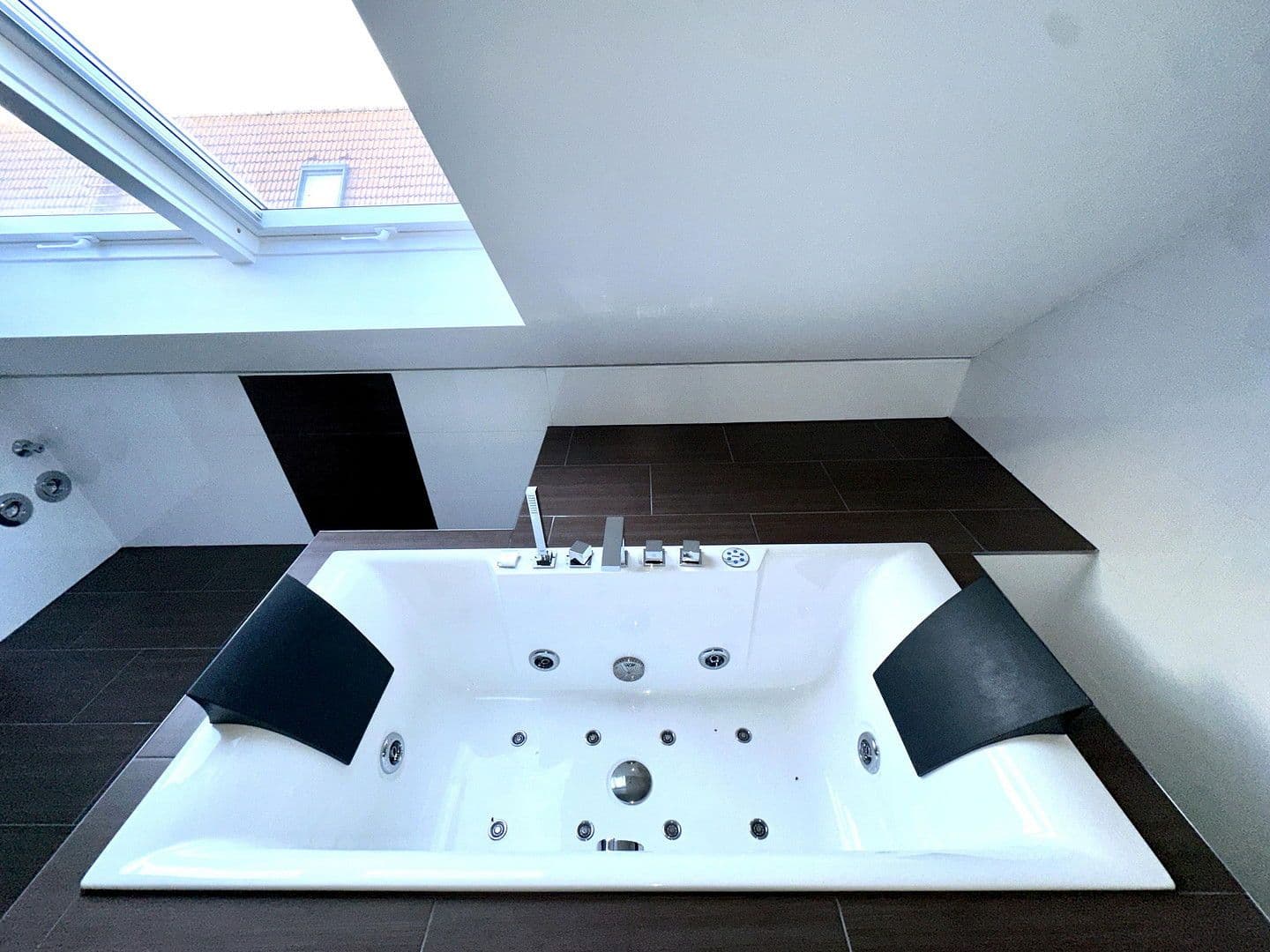 3 bedroom with open-plan kitchen flat for sale, 117 m², Lorsch, Hesse 3 bedroom with open-plan kitchen flat for sale, 117 m², Lorsch, Hesse