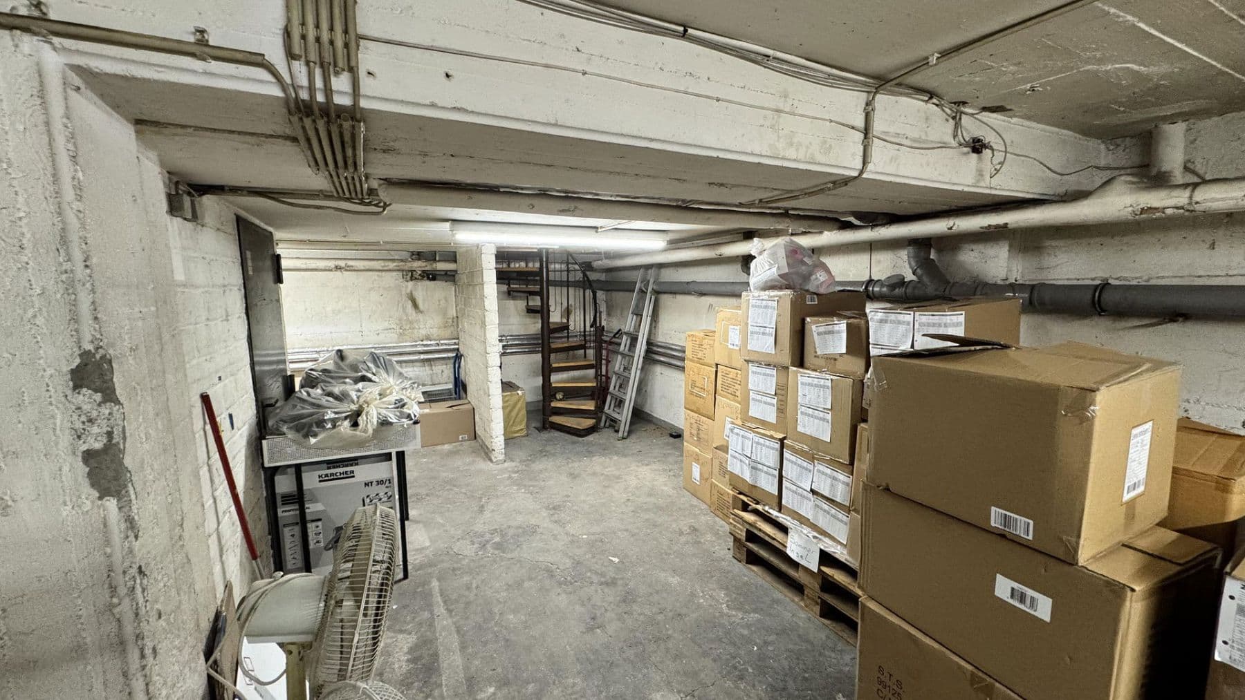 non-residential property to rent, 287 m², Ehrenfeld Stadtbezirk 4, Bergisch Gladbach, North Rhine-Westphalia non-residential property to rent, 287 m², Ehrenfeld Stadtbezirk 4, Bergisch Gladbach, North Rhine-Westphalia