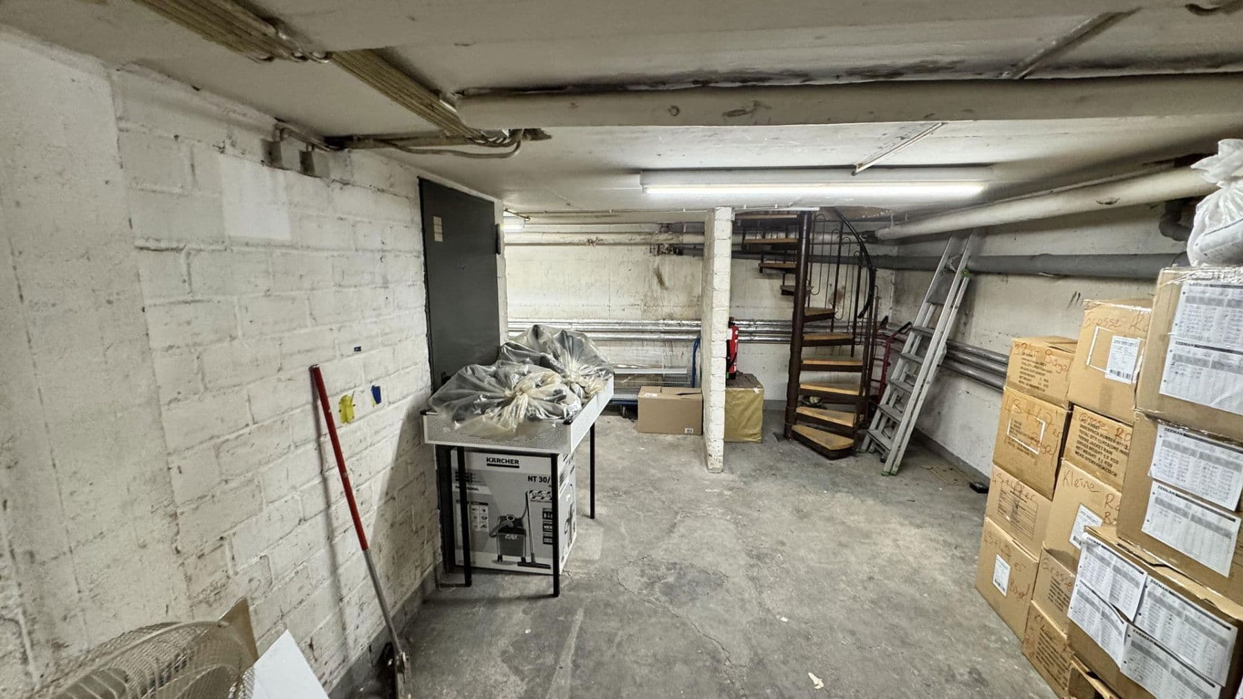 non-residential property to rent, 287 m², Ehrenfeld Stadtbezirk 4, Bergisch Gladbach, North Rhine-Westphalia non-residential property to rent, 287 m², Ehrenfeld Stadtbezirk 4, Bergisch Gladbach, North Rhine-Westphalia